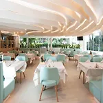 Oasi Hotel 3*
