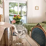 Hotel Oasi Lignano Sabbiadoro