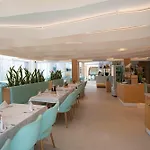 Hotel Oasi
