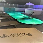 Hotel Oasi 3*