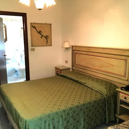 Oasi 3* ליגננו סביאדורו