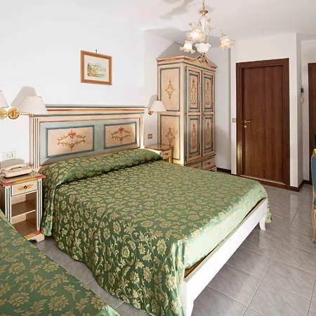 Oasi 3*