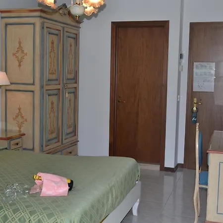 Szálloda Oasi 3*