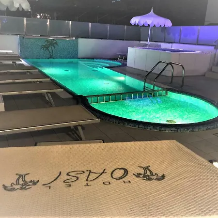 Hotel Oasi 3*